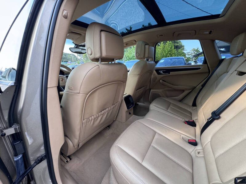 2015 Porsche Macan S