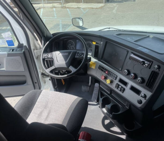 2019 Freightliner Cascadia