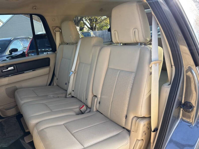 2016 Ford Expedition XL Fleet