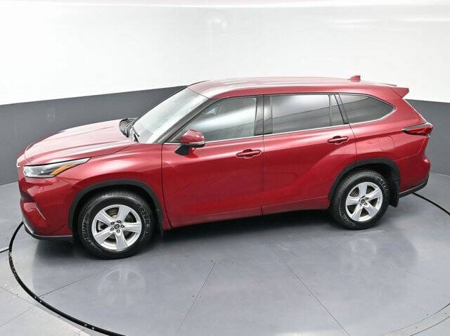2021 Toyota Highlander LE
