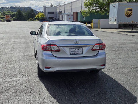 2011 Toyota Corolla LE
