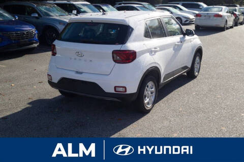 2026 Hyundai Venue SE