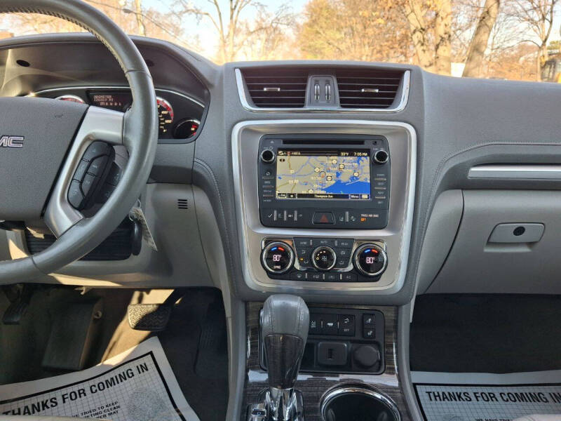 2016 GMC Acadia SLT-1