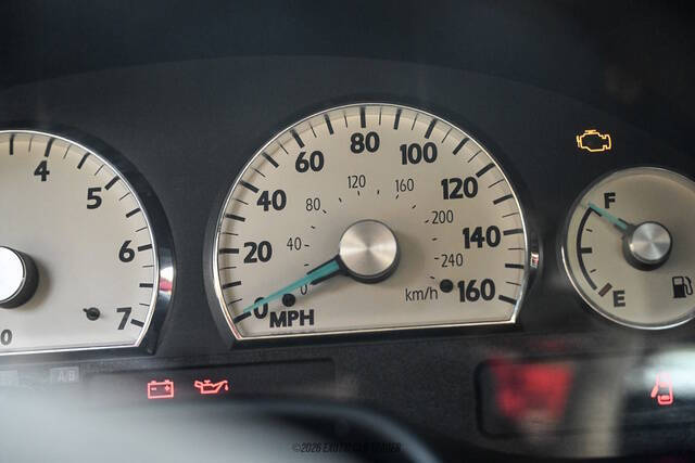 2005 Ford Thunderbird Deluxe
