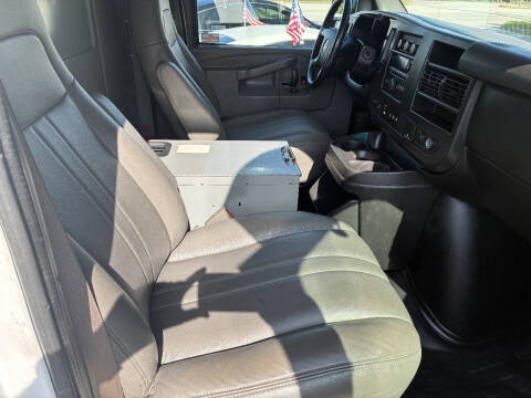 2017 Chevrolet Express 3500