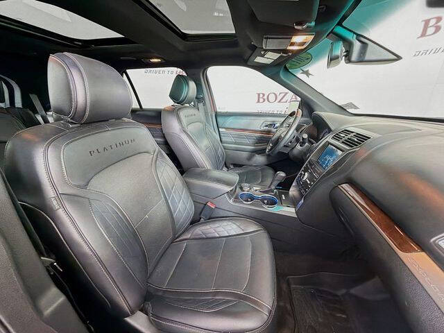 2017 Ford Explorer Platinum