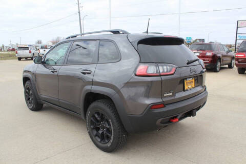 2022 Jeep Cherokee Trailhawk