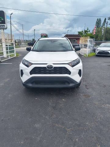 2021 Toyota RAV4 LE