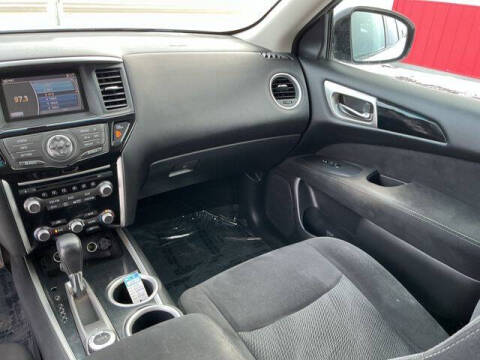 2014 Nissan Pathfinder SV