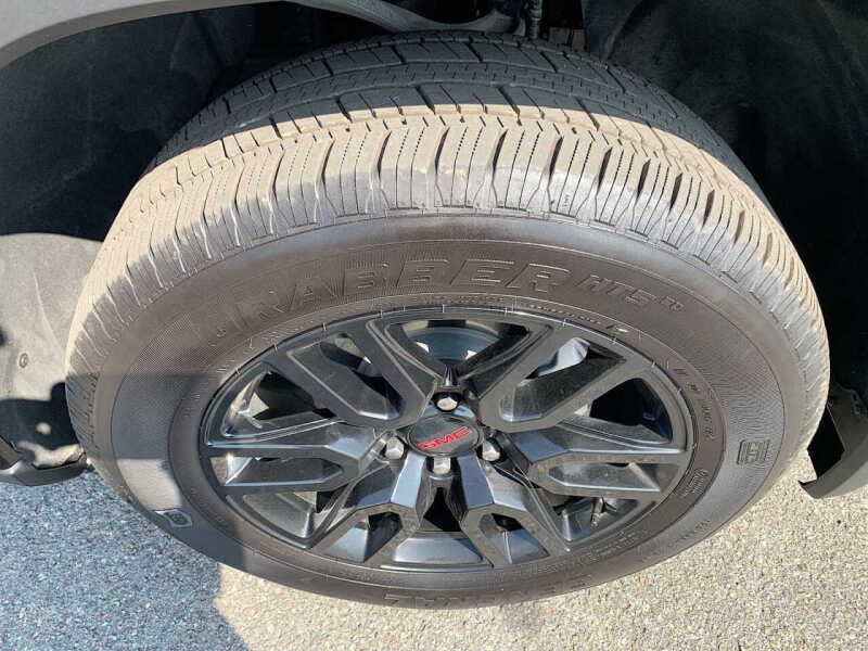 2025 GMC Sierra 1500 Elevation Standard