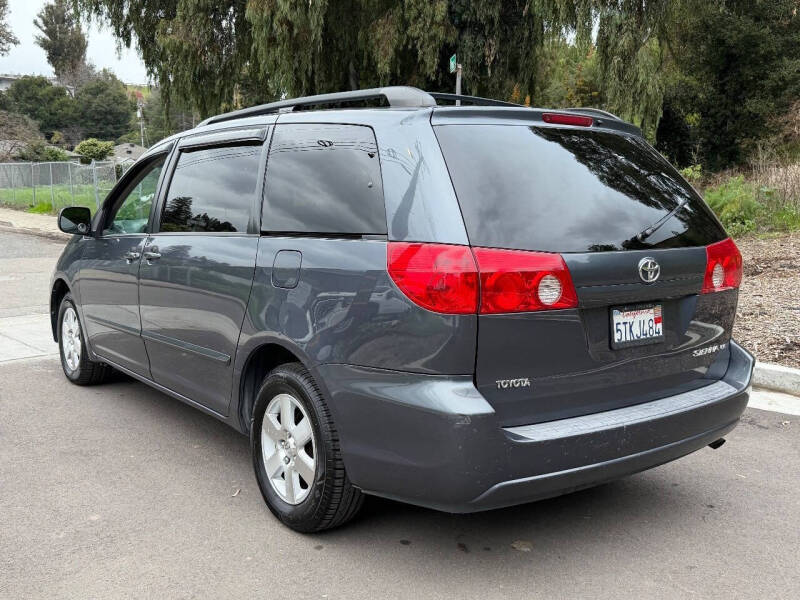 2006 Toyota Sienna CE 7 Passenger