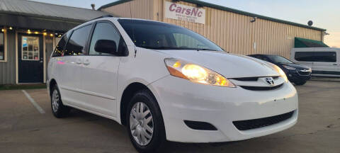 2010 Toyota Sienna LE 7-Passenger