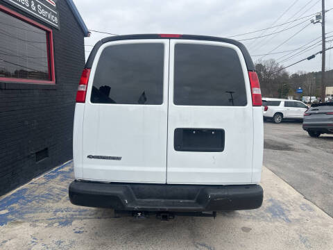 2023 Chevrolet Express 2500