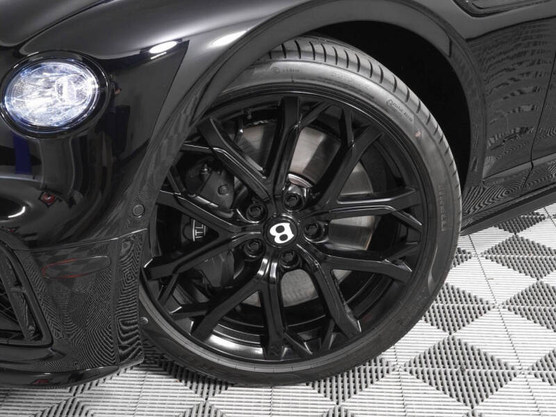 2025 Bentley Flying Spur