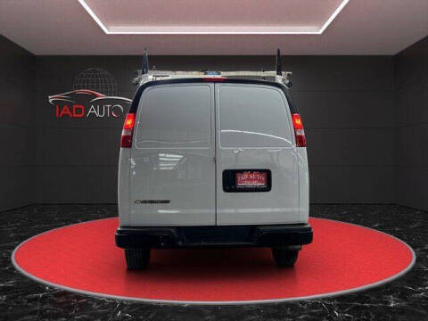 2021 Chevrolet Express 2500