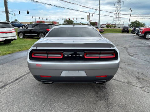 2015 Dodge Challenger R/T Plus