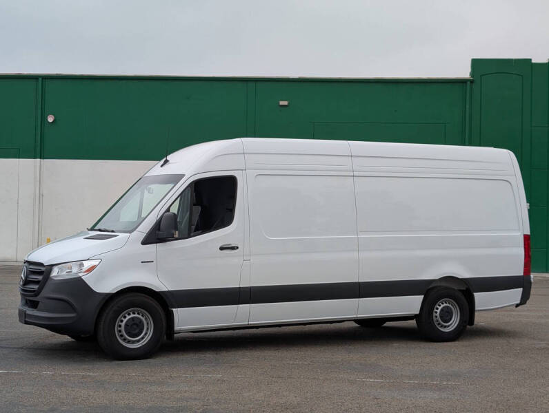 2024 Mercedes-Benz eSprinter 2500