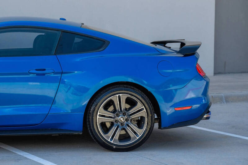 2019 Ford Mustang