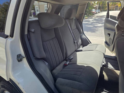 2005 Jeep Grand Cherokee Laredo