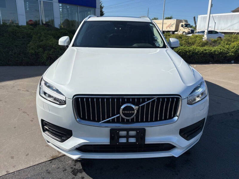 2023 Volvo XC90 B5 Core