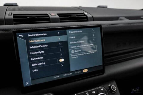 2024 Land Rover Defender 130 P400 X-Dynamic SE