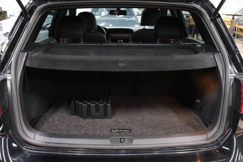 2019 Volkswagen Golf GTI S