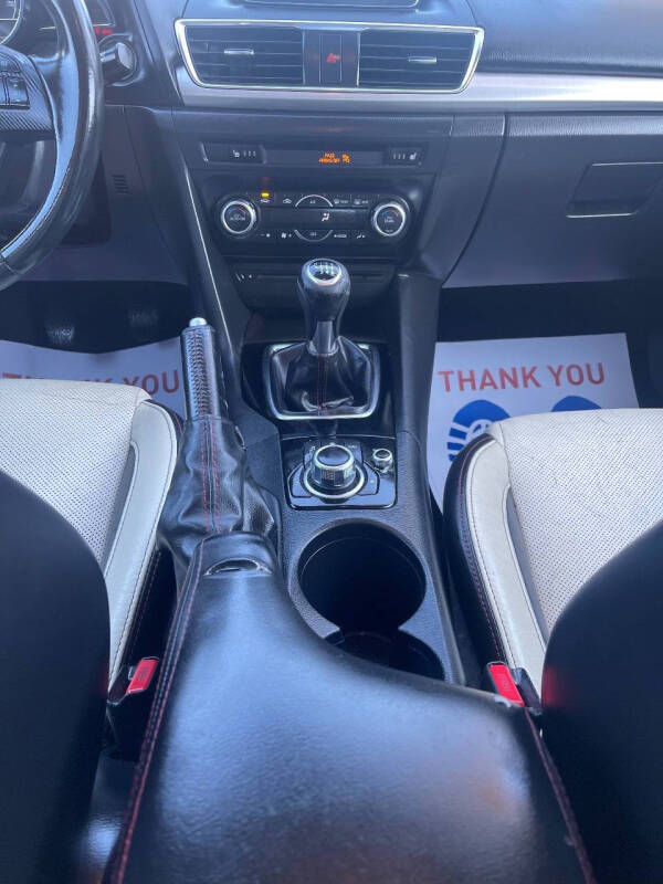 2016 Mazda MAZDA3 s Grand Touring