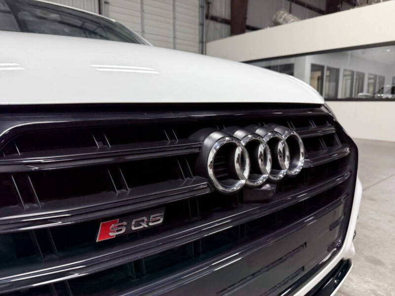 2020 Audi SQ5 3.0T quattro Prestige