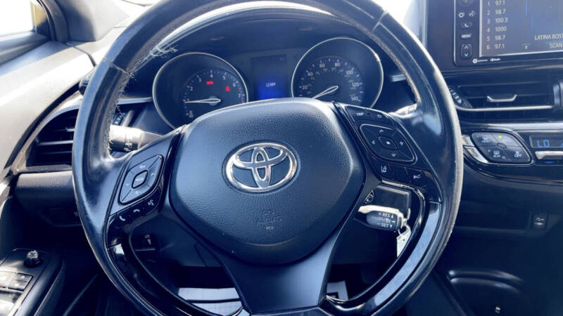 2018 Toyota C-HR XLE