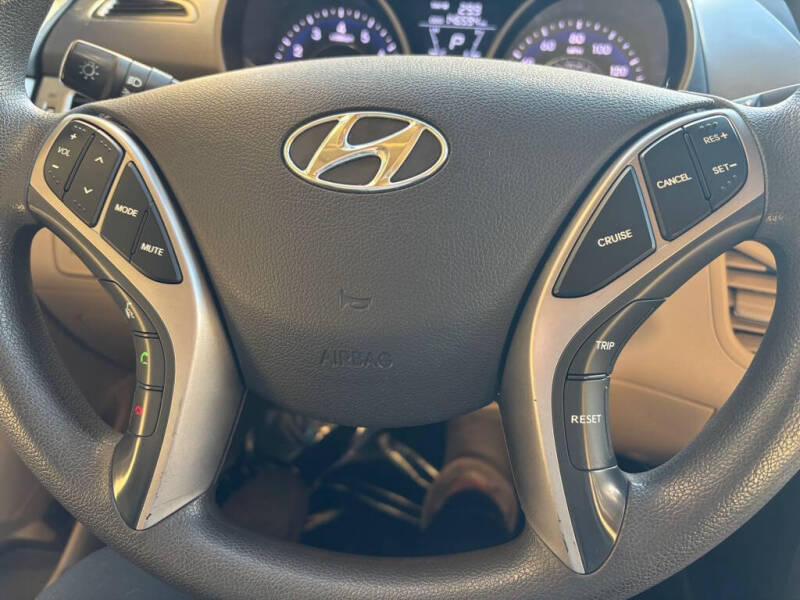 2013 Hyundai Elantra GLS