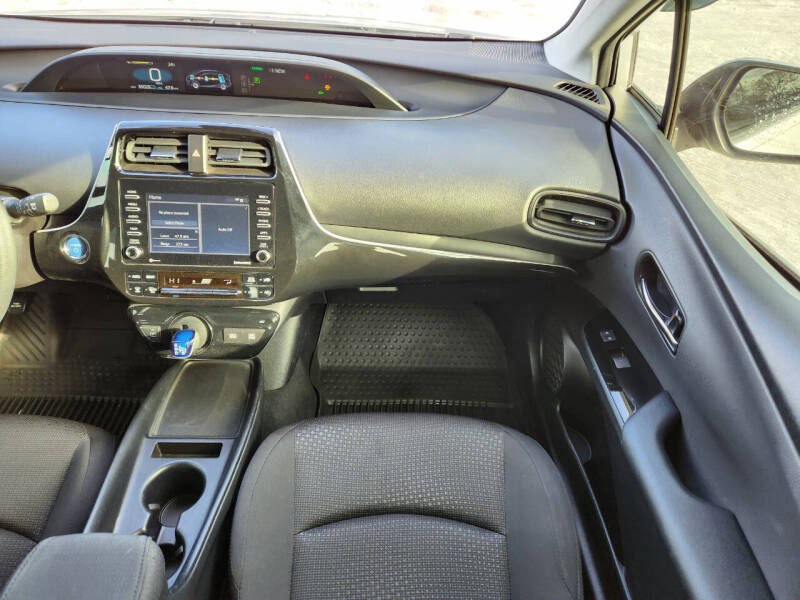 2022 Toyota Prius LE AWD-e