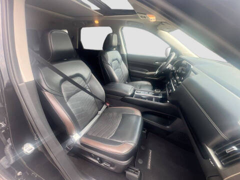 2023 Nissan Pathfinder Platinum
