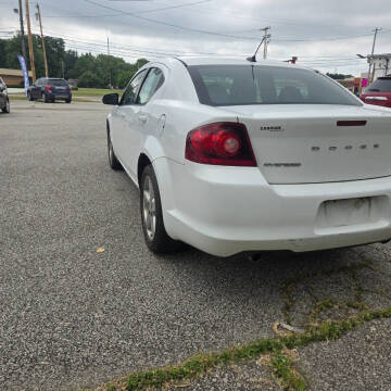 2011 Dodge Avenger Lux