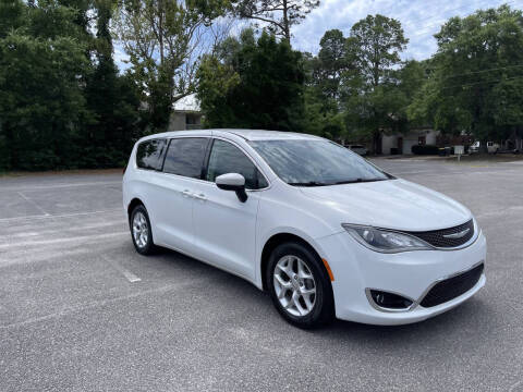 2017 Chrysler Pacifica Touring Plus