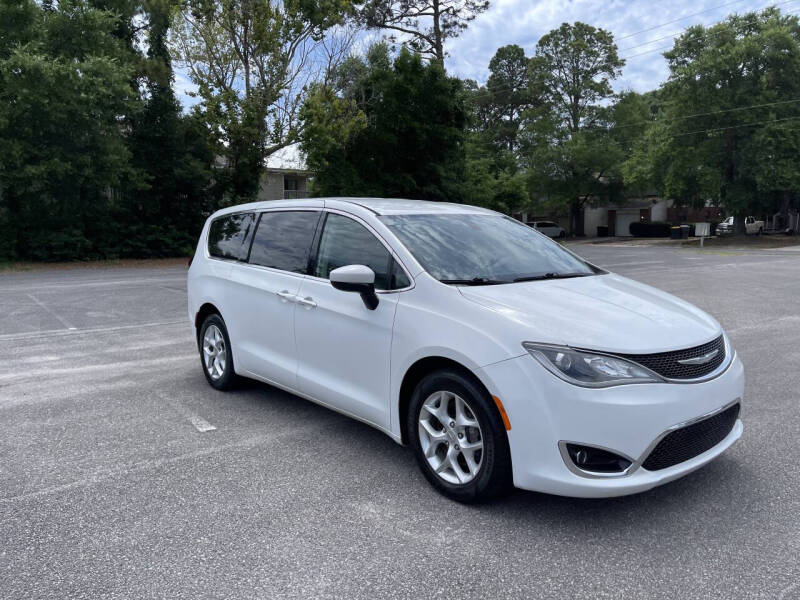 2017 Chrysler Pacifica Touring Plus