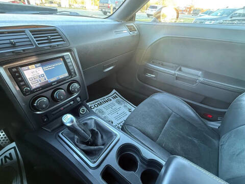 2009 Dodge Challenger SRT8