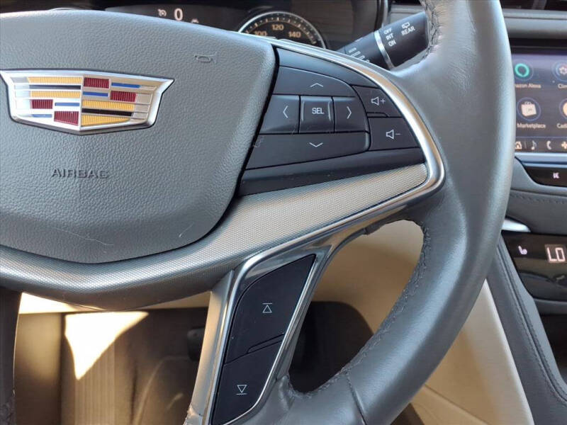 2020 Cadillac XT5 Premium Luxury