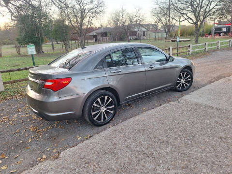 2013 Chrysler 200 Touring