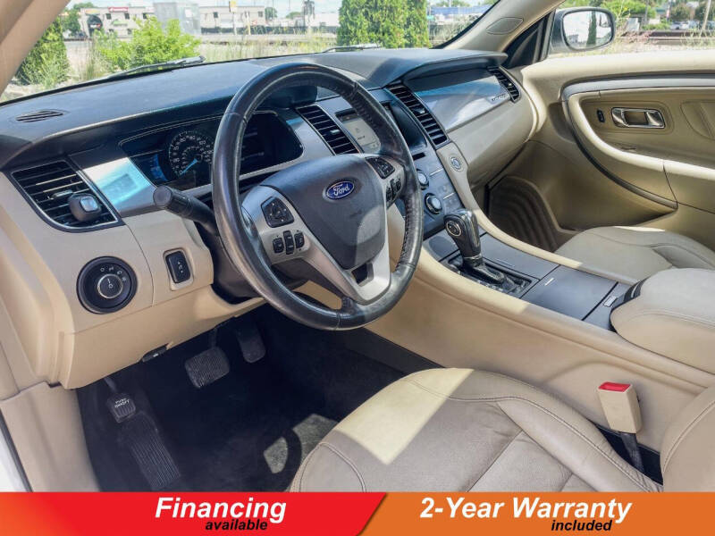2016 Ford Taurus SEL