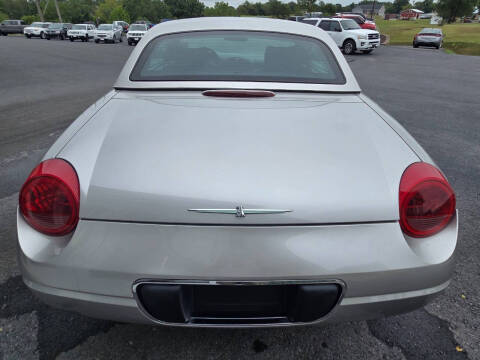 2004 Ford Thunderbird Deluxe