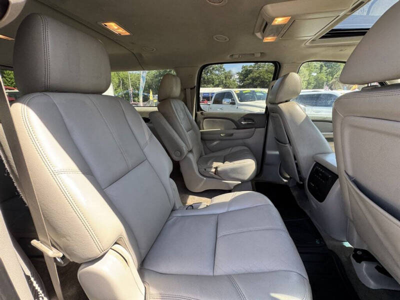 2011 GMC Yukon XL SLT