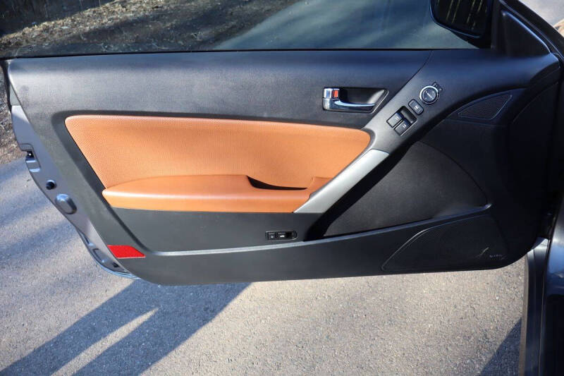 2010 Hyundai Genesis Coupe