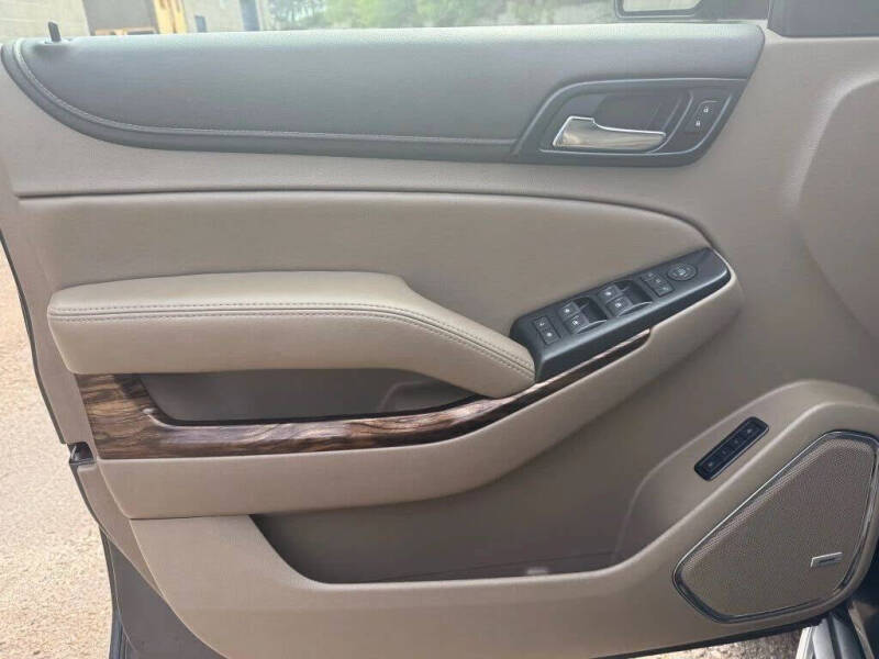 2020 GMC Yukon XL SLT