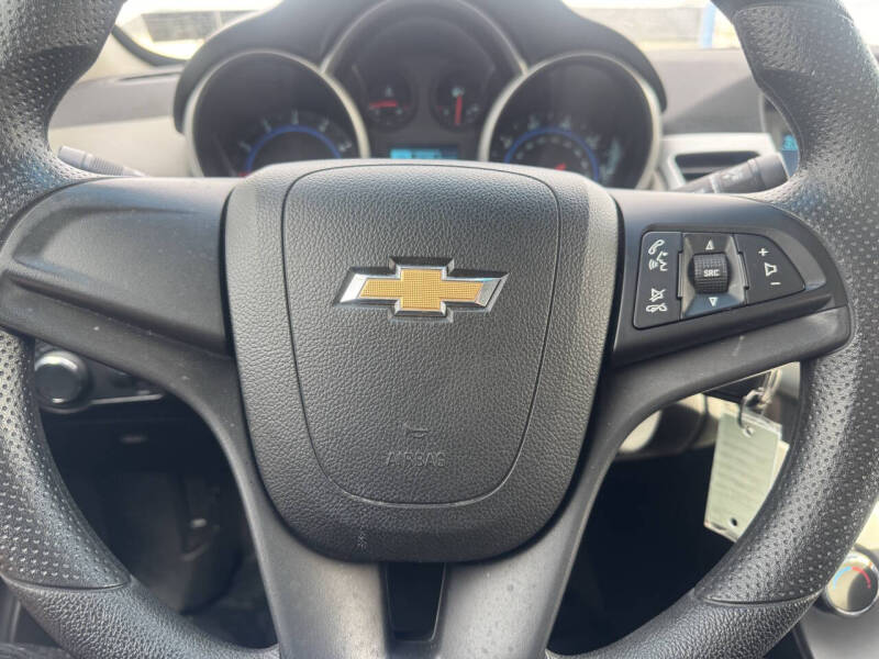 2015 Chevrolet Cruze LS Auto