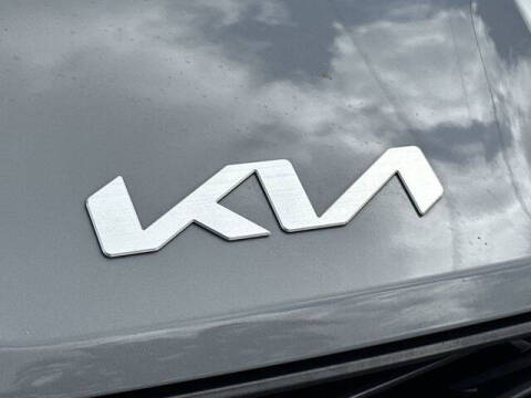 2023 Kia K5