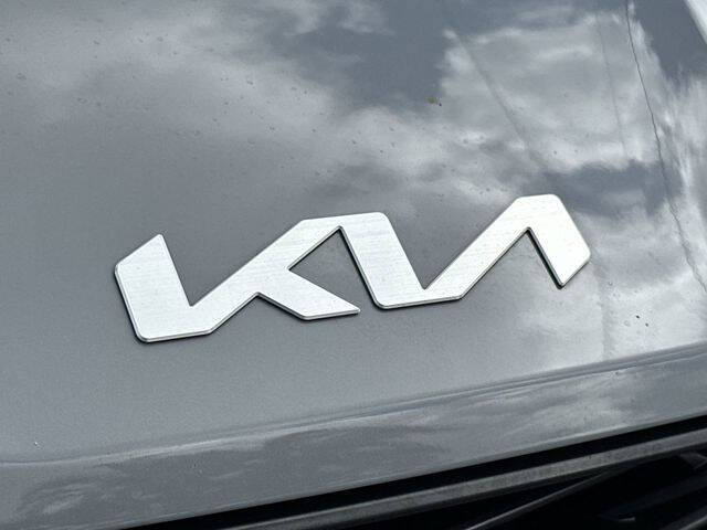 2023 Kia K5