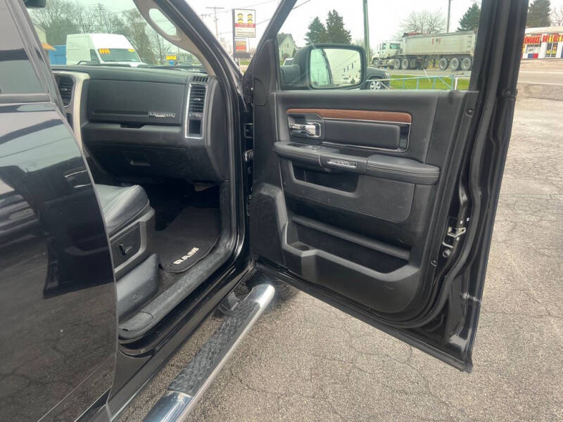 2017 RAM 1500 Laramie