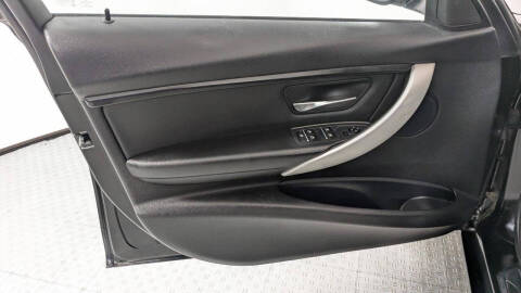 2016 BMW 3 Series 320i xDrive