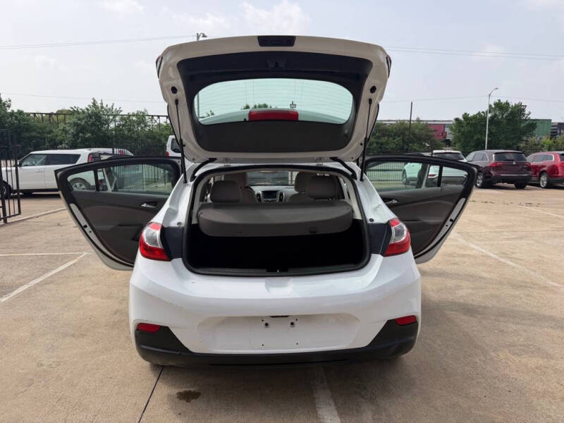 2017 Chevrolet Cruze LT Auto