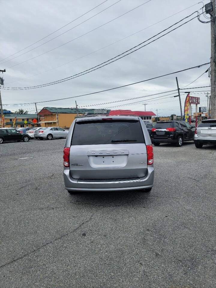 2013 Dodge Grand Caravan for sale at Husky auto sales & service LLC in Milford, DE